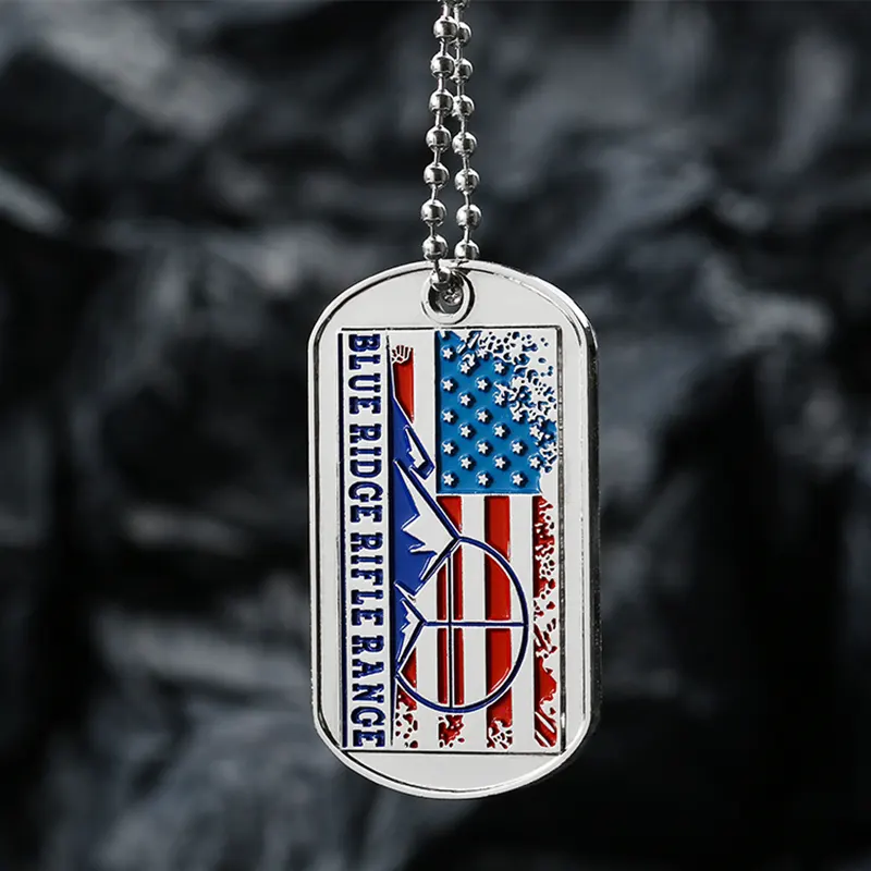 collier pour chien avec badge
