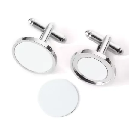 Abotoadura circular em branco prateada com design de ímã e caixa